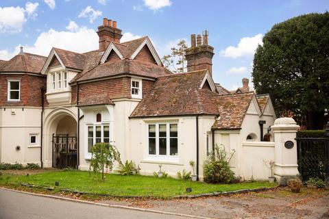 3 bedroom character property for sale, Hammerwood Road, East Grinstead RH19