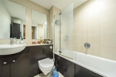 2 bedroom apartment to rent, Crampton Street, London SE17