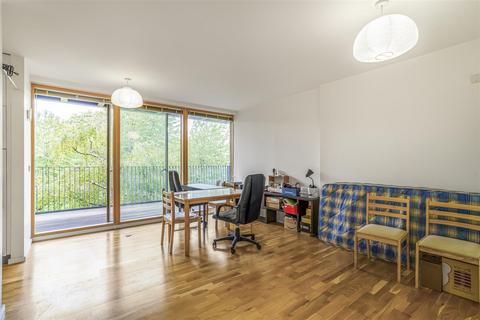 undefined, St. James's Road, London SE16