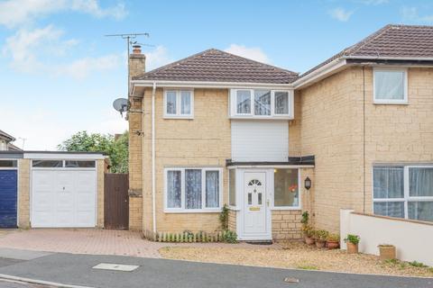 3 bedroom end of terrace house for sale, Stratton Heights, Cirencester, Gloucestershire, GL7
