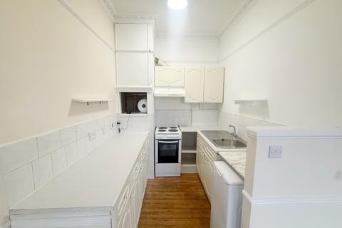 1 bedroom flat to rent, The Drive, Hove BN3