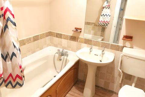 1 bedroom flat to rent, The Drive, Hove BN3