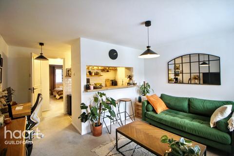 1 bedroom maisonette for sale, Dairymans Walk, Guildford