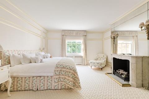 5 bedroom semi-detached house for sale, Pembroke Gardens, Kensington, London, W8