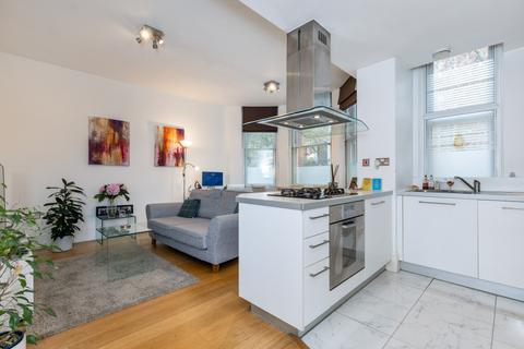 1 bedroom apartment for sale, Nevern Mansions, Nevern Square, London, SW5