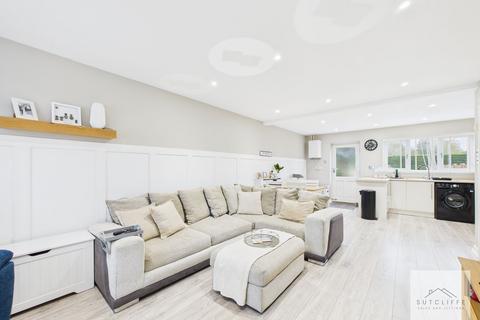 undefined, Rowan Close, Garstang, PR3
