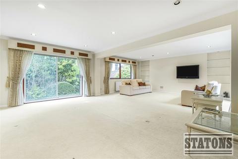 undefined, Maryrose Way, London, N20