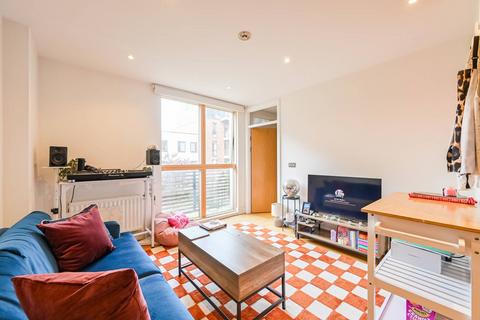 24 Barry Blandford Way, London E3