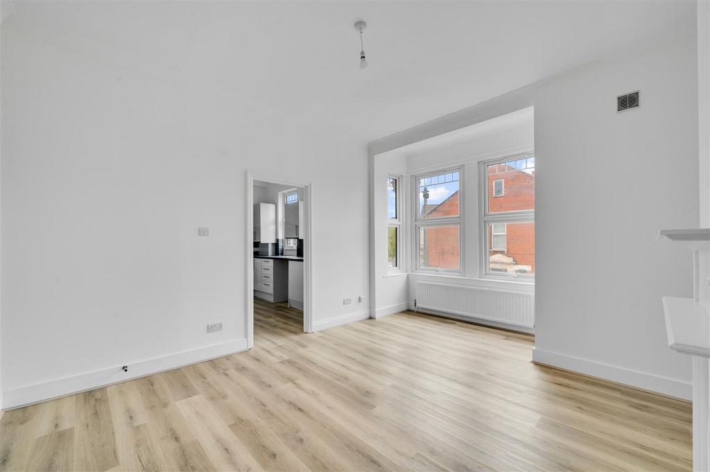Daniels 93 A Oaklands Road 005.jpg