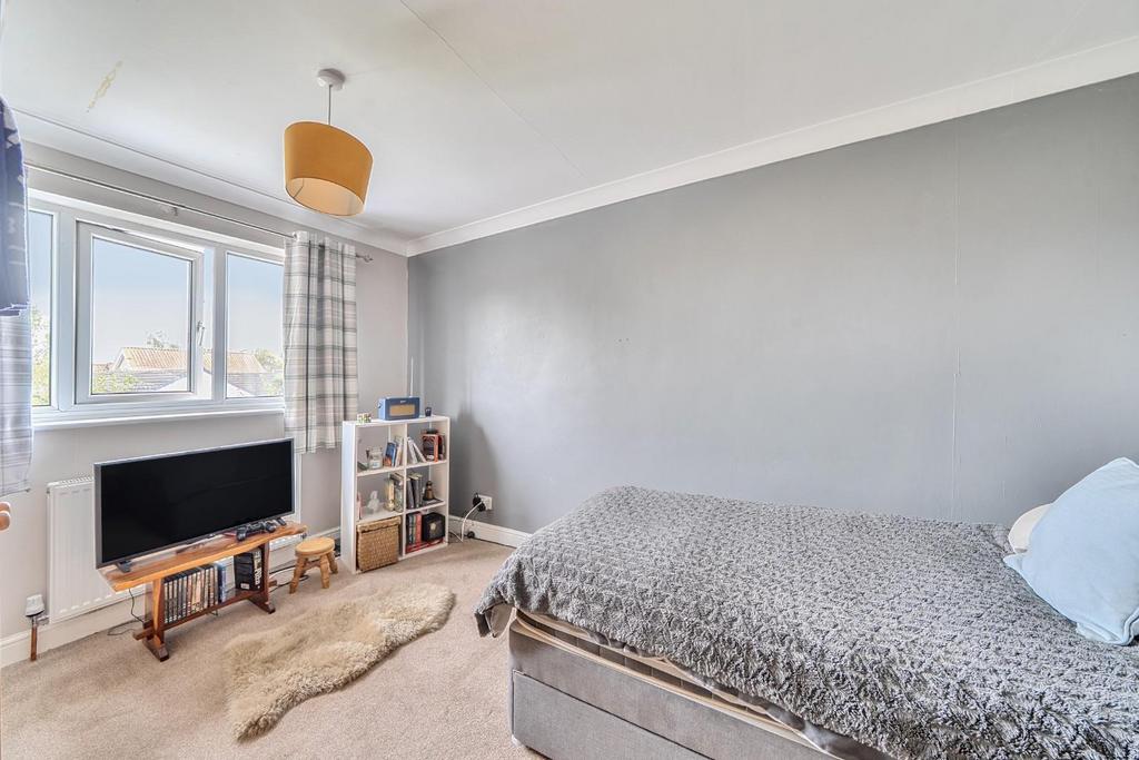 Bedroom 2.jpg