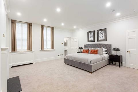 2 bedroom flat to rent, Park Street, Mayfair, W1