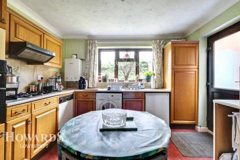 Seavert Close, Lowestoft