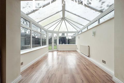 3 bedroom semi-detached house to rent, Jacomb Close, Lower Broadheath, WR2