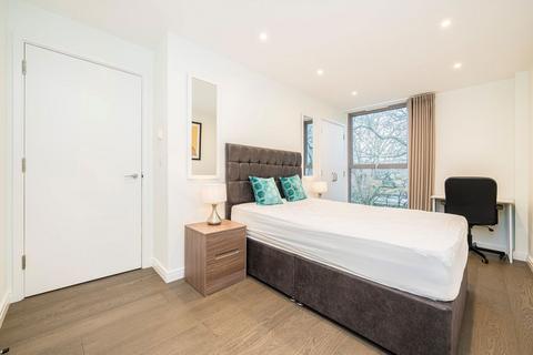2 bedroom flat to rent, Waterloo Road, London SE1