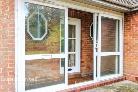 3 bedroom detached bungalow for sale, Offley Road, Sandbach