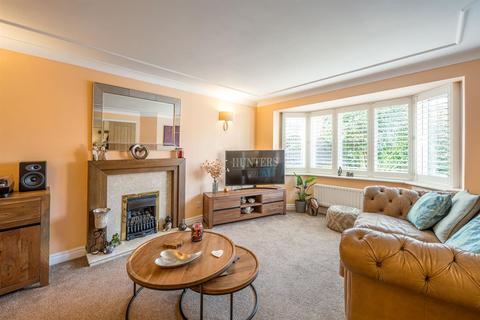 4 bedroom detached house for sale, Greenbank Gardens, Wordsley, DY8 5TB