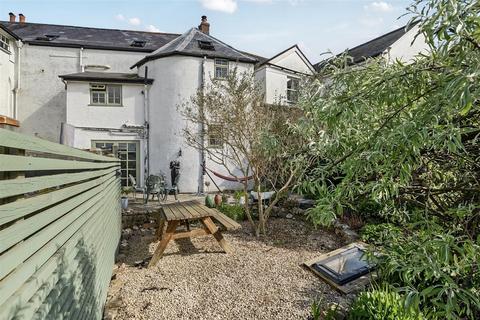4 bedroom house for sale, Market Square, Axminster, Devon