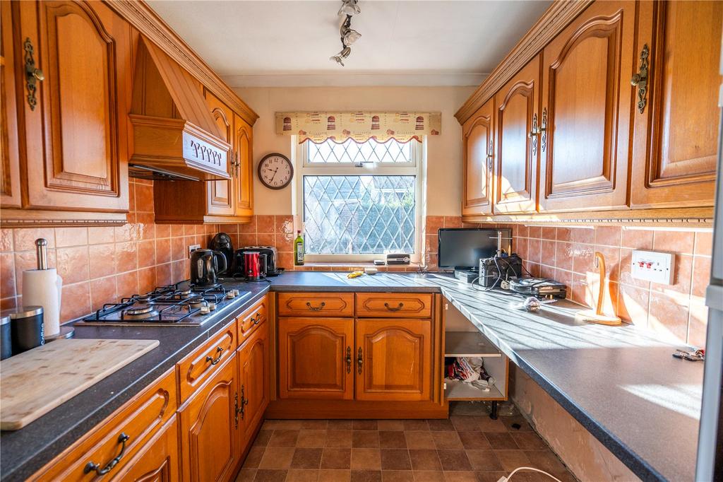 Kitchen (2)