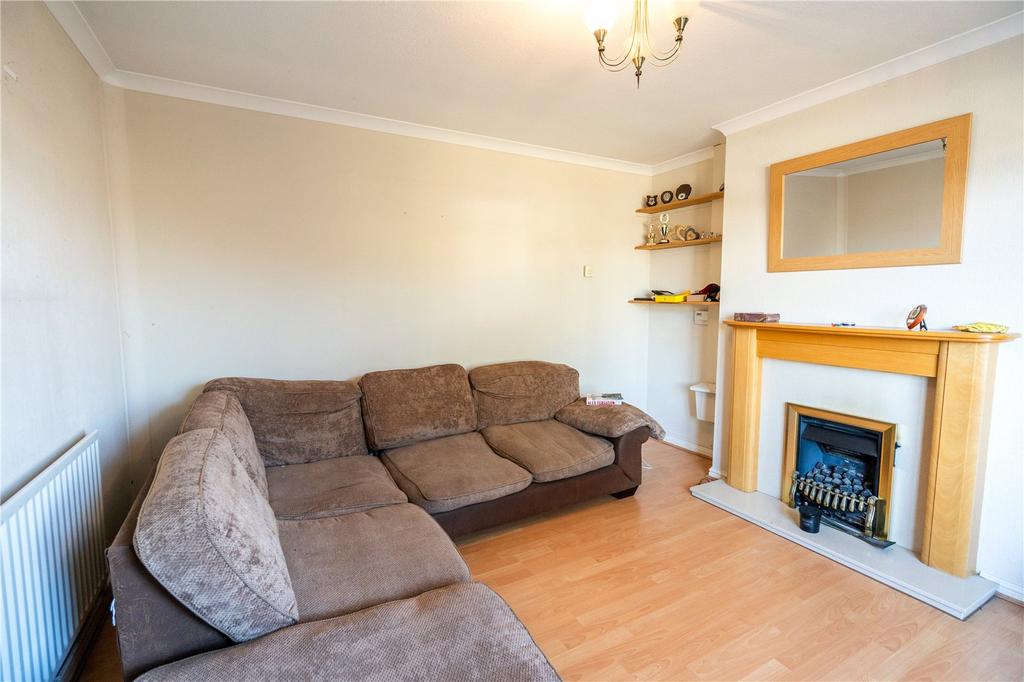 Living Room (2)