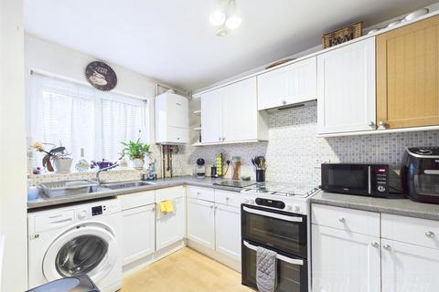 3 bedroom end of terrace house for sale, Sorrel Bank, Linton Glade, Croydon