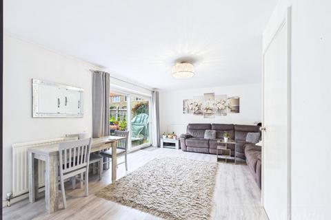 3 bedroom end of terrace house for sale, Sorrel Bank, Linton Glade, Croydon