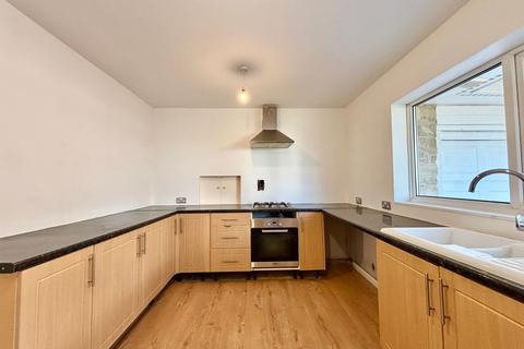 3 bedroom detached house for sale, Sycamore Close, Little Common, Bexhill-on-Sea, TN39