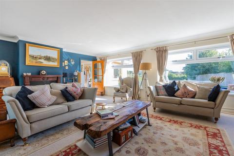 undefined, Drope Road, Cardiff CF5