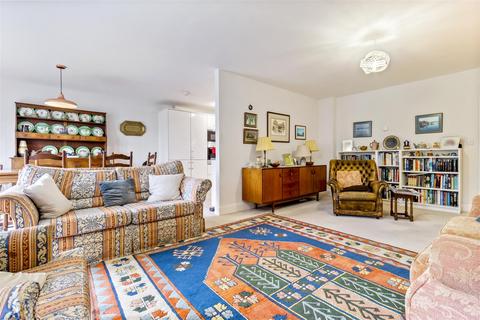 2 bedroom flat for sale, Heene Road, Worthing