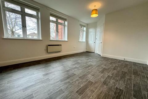 2 bedroom apartment to rent, Birmingham New Road, Wolverhampton WV14