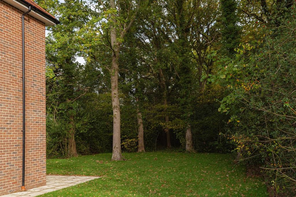 Gardens 1.jpg