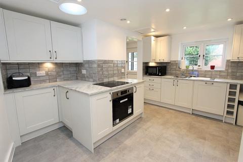 undefined, Birmingham Road, Blakedown, Kidderminster, DY10