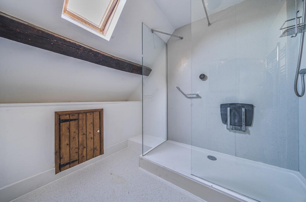 1347724-8-68d2669...