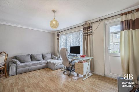 undefined, Limes Avenue, Chigwell