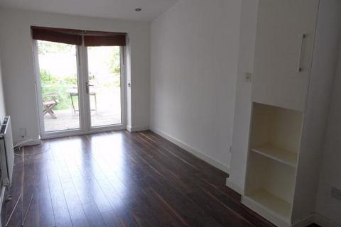 undefined, Farnley Road Ground Floor Flat