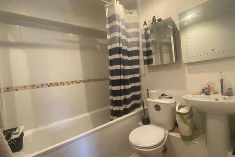 undefined, Farnley Road Ground Floor Flat