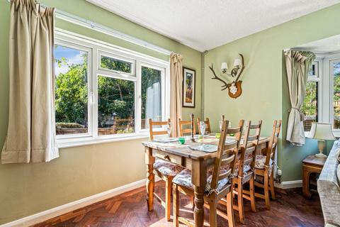 3 bedroom detached house for sale, The Street, Ashford TN27