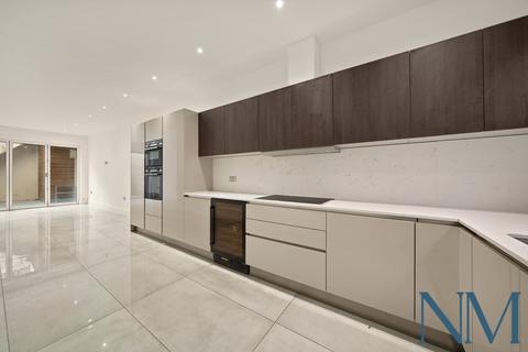 undefined, Raynes Park, London SW20