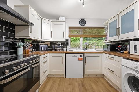 undefined, Beechwood Road, Caterham CR3