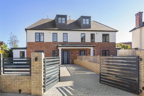 undefined, Firs Avenue, East Sheen, SW14
