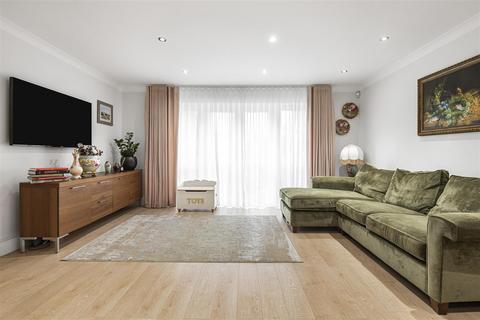 undefined, Battlers Mews, Radlett