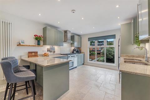 5 bedroom semi-detached house for sale, Willow Tree Road, Altrincham