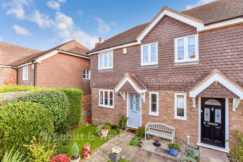 4 bedroom semi-detached house for sale, Larkfield, Ewhurst, Cranleigh, Surrey