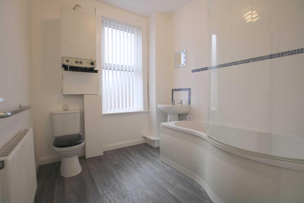Bathroom / WC: