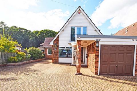 3 bedroom detached house for sale, Maidstone Road, Gillingham