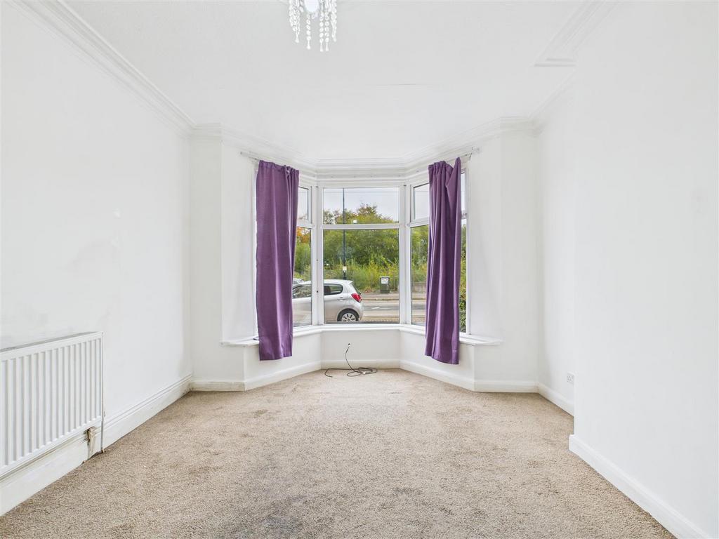 CAM05663 G0-PR0017-STILL002.jpg