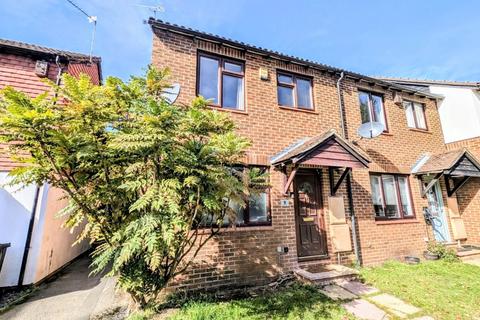 3 bedroom end of terrace house for sale, Atholl Road, Bordon GU35