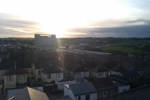 1 bedroom apartment to rent, 1 Sutherland Road, F7