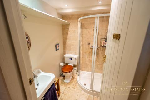8 Mill Road, Padstow, PL28 8BT