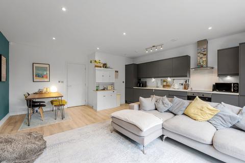 2 bedroom flat for sale, Melville Avenue, South Croydon CR2
