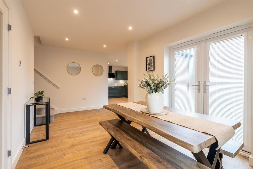 Dining Kitchen